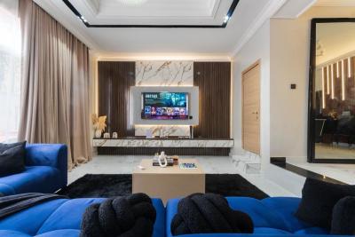 Luxury 1 Bedroom Waterfront Apartment with Snooker Board, Swimming Pool, Lekki Phase 1, Lekki, Lagos, Flat / Apartment Short Let