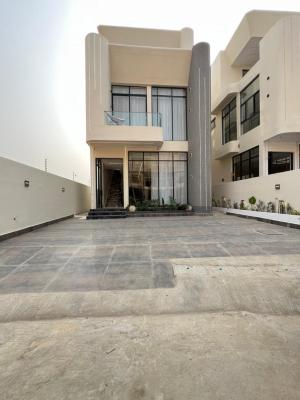 Vibrant 5 Bedroom Detached Duplex, Lekki Phase 1, Lekki, Lagos, Detached Duplex for Sale