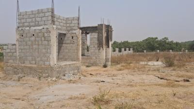 Get a 250sqm Plot for 4-bedroom Semi-detached Duplex, Karsana, Abuja, Residential Land for Sale