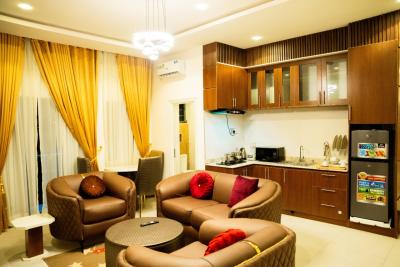 Nicely Furnished 2 Bedroom Apartment, Gra Phase 4, Obio-akpor, Rivers, Flat / Apartment Short Let