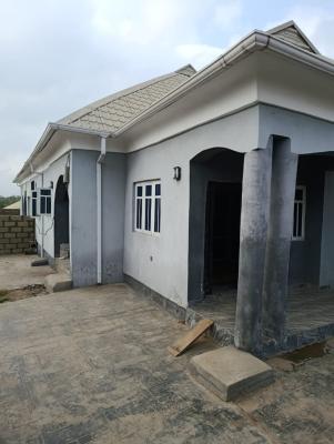 a Self Compound of 3 Bedroom Bungalow, Iyana Ajia, Alakia, Ibadan, Oyo, Detached Bungalow for Rent