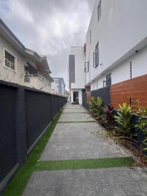 Magnificent 5 Bedroom with Bq in a Serene and Accessible Environment, Magnificent 5 Bedroom with Bq in a Serene and Accessible Environment, Lekki Phase 1, Lekki, Lagos, Detached Duplex for Sale