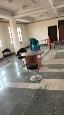 an 18 Rooms Hotel, Ashi-bodija, Old Bodija, Ibadan, Oyo, Hotel / Guest House for Sale