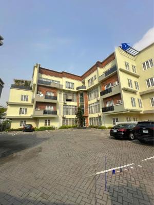 Spacious 3 Bedroom Apartment with Bq, Lekki Right, Lekki Phase 1, Lekki, Lagos, Flat / Apartment for Rent