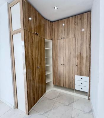 Spacious Master Bedroom, Orchid Road, Lekki, Lagos, House for Rent