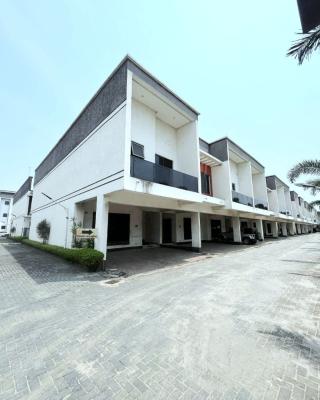 4 Bedroom Terrace, Ologolo, Lekki, Lagos, Terraced Duplex for Sale