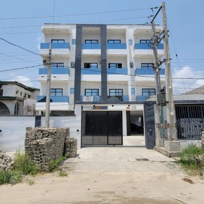 Marvelous 2 Bedroom Apartment with Pool, Elevator, Ologolo, Lekki, Lagos, Flat / Apartment for Sale