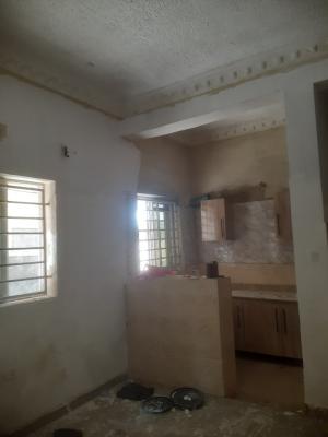 Renovated Miniflat in a Serene Estate, Off Alpha Beach Road New Road Lekki Lagos State, Igbo Efon, Lekki, Lagos, Mini Flat (room and Parlour) for Rent