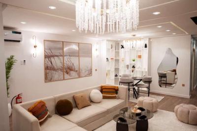 Classically Designed 2 Bedroom Waterview Apartment with Ps5 & Pool, Parking Space, Tennis Court, Beautiful Lighting & Theme, Comfortable, Victoria Island (vi), Lagos, Flat / Apartment Short Let