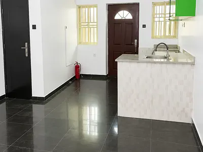 Newly Renovated 1 Bedroom Flat Ensuite with Air Conditioners