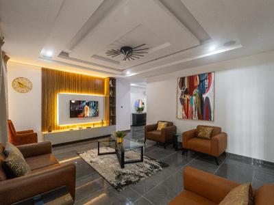 Nicely Furnished 5 Bedroom Apartment, Lekki Phase 1, Lekki, Lagos, Flat / Apartment Short Let