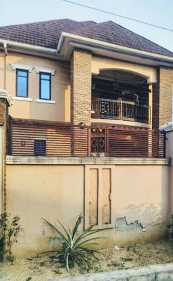 Spacious 3-bedroom Upstairs Flat in a Secure Estate, Ikorodu, Lagos, Flat / Apartment for Rent