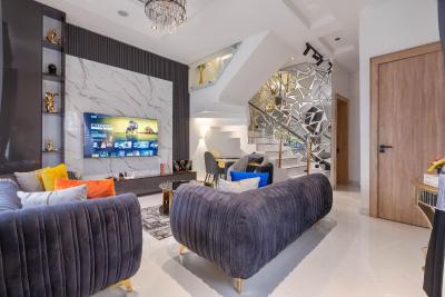 Exquisite 3 Bedroom Fully Detached Duplex with Exclusive Features, 3 Bedroom Apartment in Lekki, Bankole Street, Ologolo Lekki, Ologolo, Lekki, Lagos, Flat / Apartment Short Let