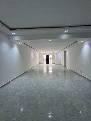 3 Bedroom Apartment with Bq, Lekki Phase 1, Lekki, Lagos, Flat / Apartment for Rent