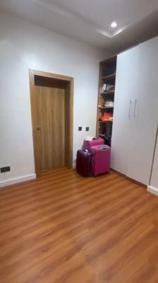 a Very Spacious Room in a 3 Bedroom Apartment Available (ask 4 Video), Ikate, Lekki, Lagos, Self Contain (single Rooms) for Rent