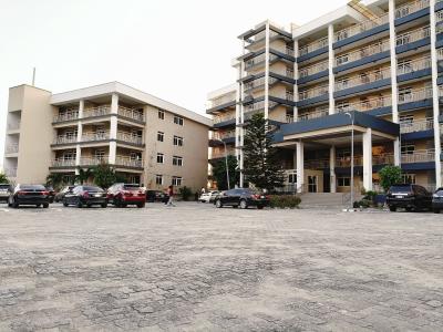 Waterfront 3 Bedroom Apartment, Lekki Phase 1, Lekki Phase 1, Lekki, Lagos, Flat / Apartment for Rent