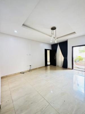 Exquisitely Built 2 Bedroom Apartment, Lekki Phase 1, Lekki, Lagos, Flat / Apartment for Rent