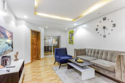 a Spacious One Bedroom Ensuite Apartment, Off Admiralty Road, Lekki Phase 1, Lekki, Lagos, Self Contain (single Rooms) for Rent