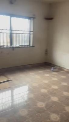 a Solid Bungalow in a Strategic Location, Akoka, Yaba, Lagos, House for Sale