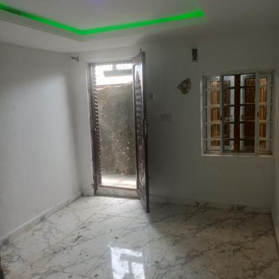 Sharp and Serene Room Selfcon (very Accessible), Igbon Efon, Lekki Lagos, Lekki, Lagos, Self Contain (single Rooms) for Rent