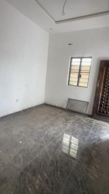 Standard 2 Bedroom, Makoko, Yaba, Lagos, Flat / Apartment for Rent