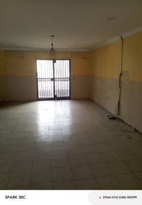 Old House But Well-maintained 4bedroom Flat at Magodo Phase 2, Gra Phase 2, Magodo, Lagos, Flat / Apartment for Rent