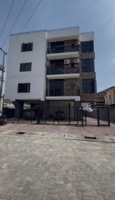 Beautiful 2bedroom Apartment with a Bq, Agungi, Lekki, Lagos, Block of Flats for Sale