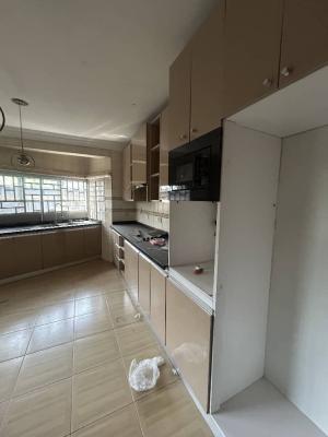 Self-serviced and Self-compound 4 Bedroom En-suite Semi-detached Duple, Lekki Phase 1, Lekki, Lagos, Semi-detached Duplex for Rent