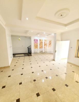 Newly Renovated 4 Bedroom Terrace Duplex, Osapa, Lekki, Lagos, Terraced Duplex for Rent