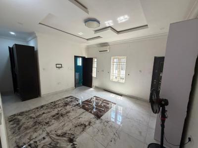 2 Bedroom Flat, Lekki Phase 1, Lekki, Lagos, Flat / Apartment for Rent