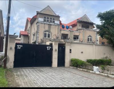 Well Fenced and Gated Land with 2 Units of Renovatable Duplexes, Off Admiralty Way, Lekki Phase 1, Lekki, Lagos, Land for Sale