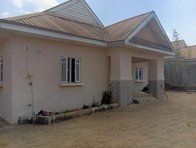 Excellent Spacious 3 Bedroom Bungalow, Von Estate, Lugbe District, Abuja, Detached Bungalow for Rent