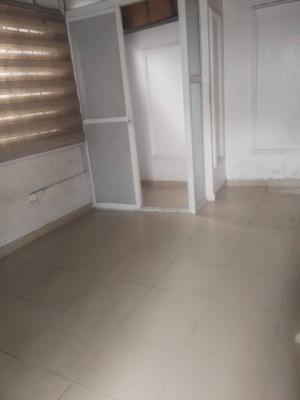 a Spacious Self Contain, Oba Oyekan Estate, Lekki Lagos Nigeria, Lekki Phase 1, Lekki, Lagos, Self Contain (single Rooms) for Rent