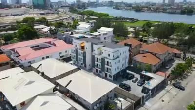 Fully Serviced 4 Bedroom Penthouse, Lekki Phase One, Lekki, Lagos, Flat / Apartment for Rent