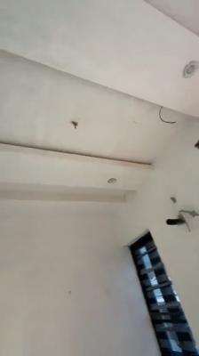 Decent Self Contained Apartment (upstairs), Bajulaiye Road, Shomolu, Lagos, Flat / Apartment for Rent