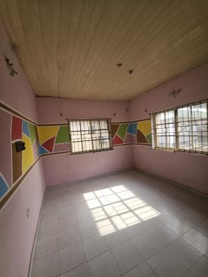 3 Bedroom Flat, Gra Phase 1, Magodo, Lagos, Flat / Apartment for Rent