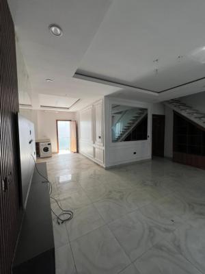 Spacious Massive Luxury 2bedroom Maistnette Duplex, Secure Estate Off Freedom Wey Lekki Phase One, Lekki Phase 1, Lekki, Lagos, Flat / Apartment for Rent