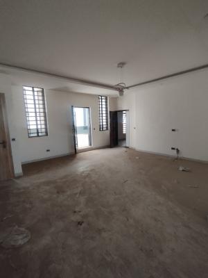 Spacious Massive Luxury 3bedroom Flat Wit Bq, Secure Estate Behind Blenco Super Market Ikate Lagos, Lekki Phase 1, Lekki, Lagos, Flat / Apartment for Rent