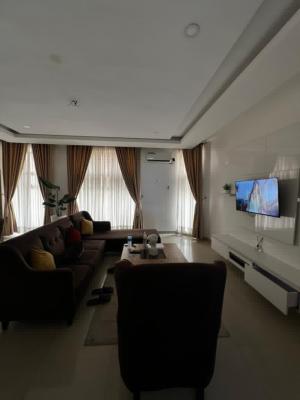 Furnished Room in a 3 Bedroom Shared Apartment in Phase One, Off Freedom Way, Lekki Phase 1, Lekki, Lagos, Flat / Apartment for Rent