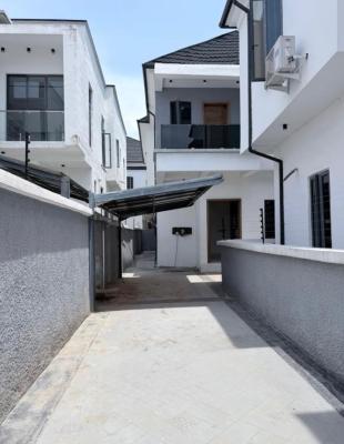 4 𝐁𝐄𝐃𝐑𝐎𝐎𝐌 𝐒𝐄𝐌𝐈 𝐃𝐄𝐓𝐀𝐂𝐇𝐄𝐃 𝐃𝐔𝐏𝐋𝐄𝐗, Ikota, Lekki, Ikota, Lekki, Lagos, Semi-detached Duplex for Rent