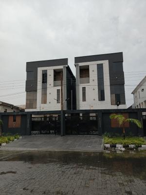 5 Bedroom En-suite Self-serviced Dedicated House, Lekki Phase 1, Lekki, Lagos, House for Rent