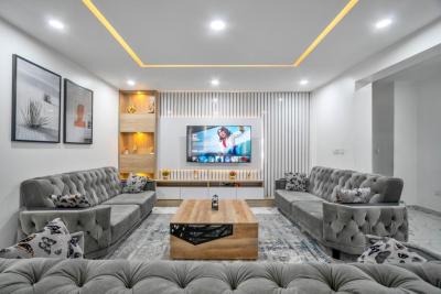 Brand New Luxury 2bedroom Apartment with Ps5, Swimming Pool, Snooker, Lekki Phase 1, Lekki, Lagos, Flat / Apartment Short Let
