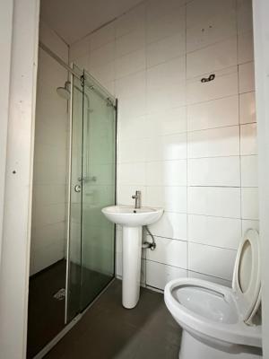 Room Downstairs Sharing Kitchen Only, Orchid Road , Royal Pine Estate, Lekki, Lagos, Flat / Apartment for Rent