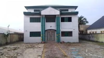Nicely Built Commercial Building Directly Facing Express, Oribanwa, Ibeju Lekki, Lagos, Plaza / Complex / Mall for Sale