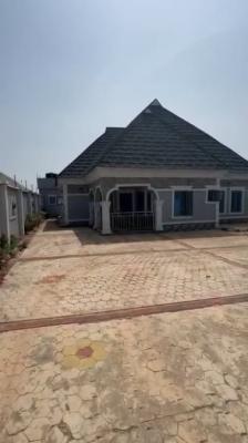 Luxury 3 Bedroom  Bungalow, Aberensinse Estate Ilesa Garage, Osogbo, Osun, Detached Bungalow for Sale