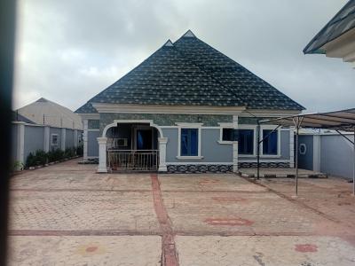 Luxury 3 Bedroom  Bungalow, Aberensinse Estate Ilesa Garage, Osogbo, Osun, Detached Bungalow for Sale