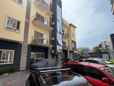 Standard 3bed Apartment with Bq ., Victoria Island (vi), Lagos, Flat / Apartment for Rent
