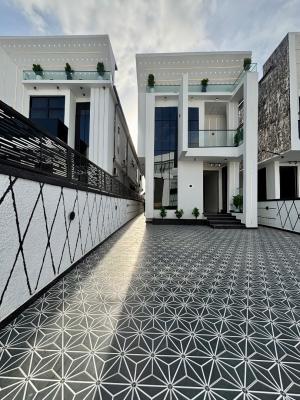 5 Bedroom Home with a Swimming Pool, Chevron Lekki, Lekki, Lagos, Detached Duplex for Sale
