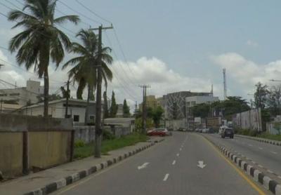 Land Measuring 978sqm with Structure, Off Bishop Aboyade Street, Victoria Island (vi), Lagos, Mixed-use Land for Sale
