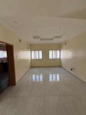 Clean 2 Bedroom  Apartment, Lekki Phase One, Lekki, Lagos, Flat / Apartment for Rent